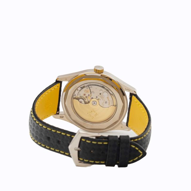 Patek Philippe Calatrava 6007G-001 Image 6